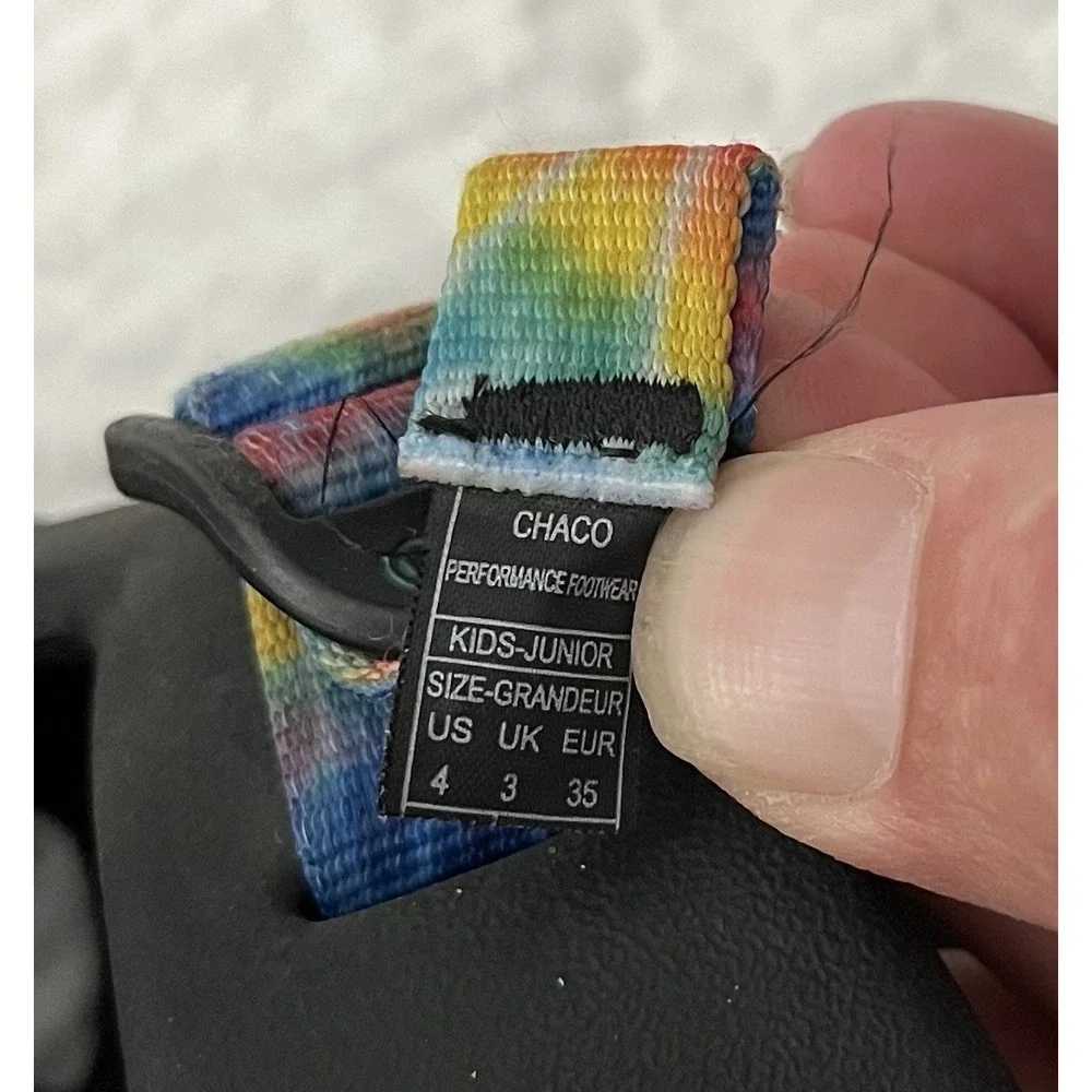 Chaco Kids Chillos Tie Dye Sport Sandals Black Rainbow Straps Size 4 Junior